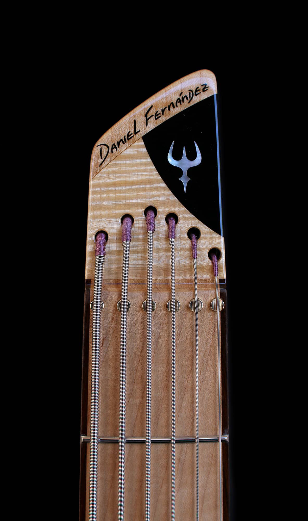 6-string basses by Daniel Fernández LUTHIER - Headless Basses
